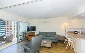 Ilikai Tower 1340 Lagoon View 1Br